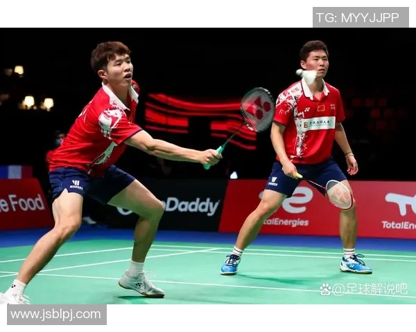 深圳羽毛球队在城市联赛中的战术表现分析与点评 深圳羽毛球队在城市联赛中的战术表现分析与点评