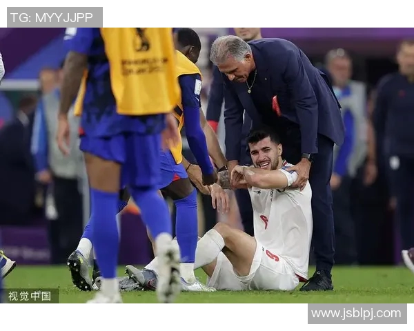 美国伊朗足球明星联手搞笑大赛引发全球球迷热议与欢笑