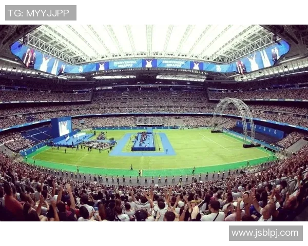 全球足球明星齐聚一堂的传奇球衣背后故事与荣耀