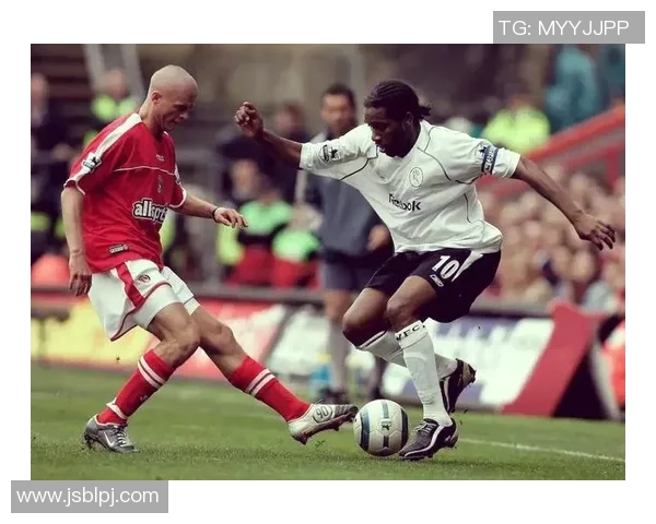 掌握基本足球动作提升球技的关键要素与训练方法解析